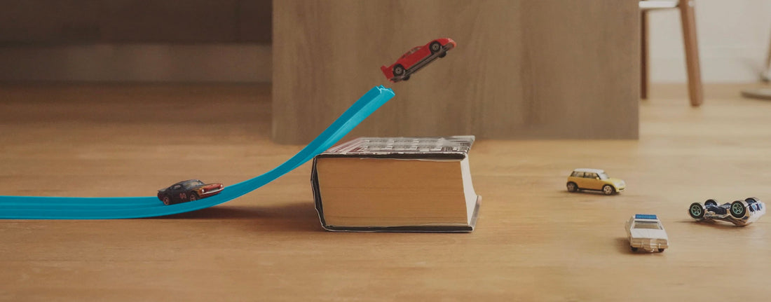 Mein Kind verliert nach 5 Minuten das Interesse an jedem Spielzeug – was kann ich schenken, damit es wirklich länger spielt?